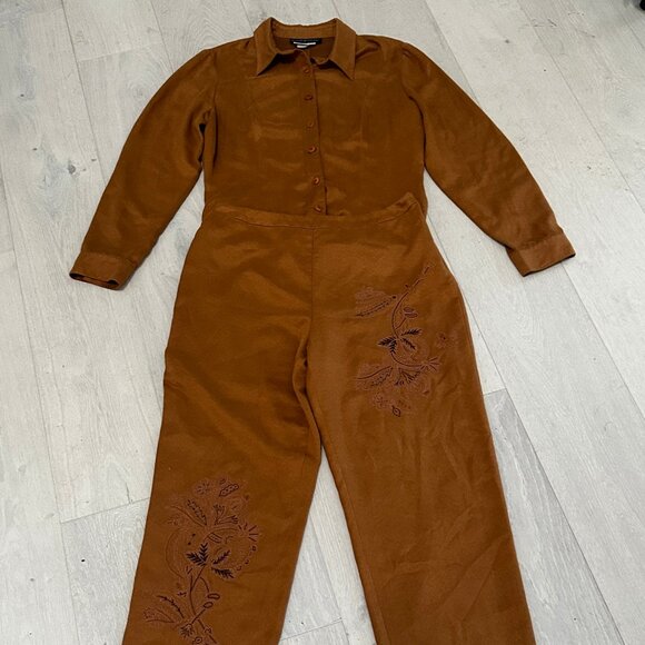 VTG Donna Morgan Womens 2 Piece Golden Faux Suede Embroidered Pant Suit SZ 12 - Picture 9 of 11